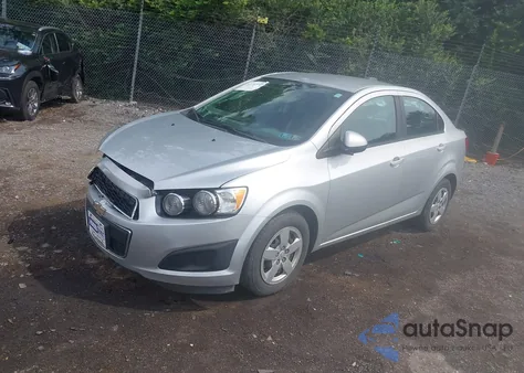 2015 Chevrolet Sonic Ls Auto из США, поврежденный, VIN 1G1JA5SH1F4166541